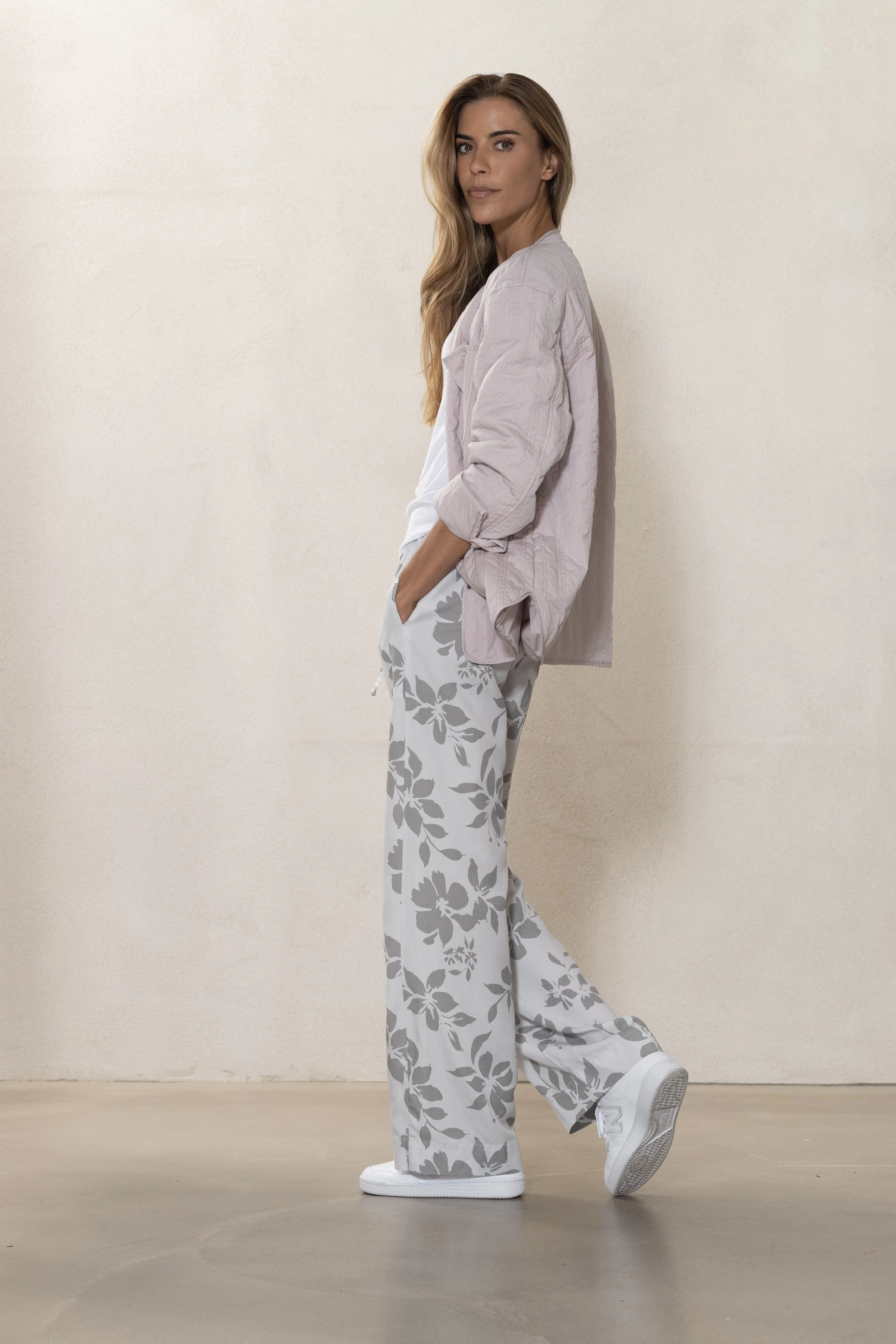 Anisette Flower Print Trousers - Ultimate Grey - Image 2