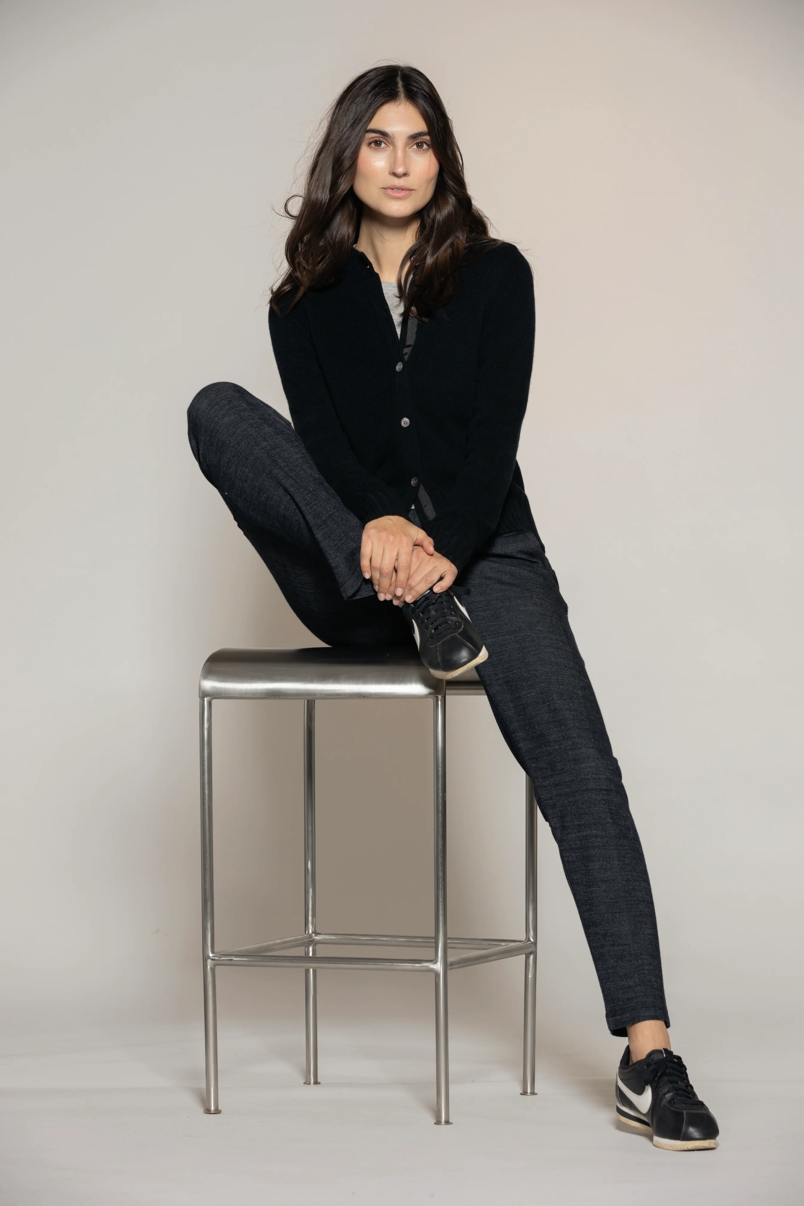 Cara wool Cardigan - black - Image 2