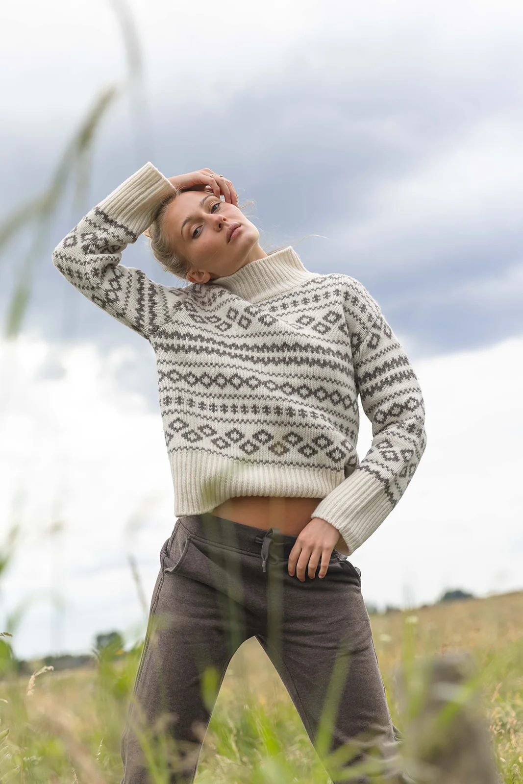 Fe Jaquard Knit - Cream/Light Chocolate - Image 4
