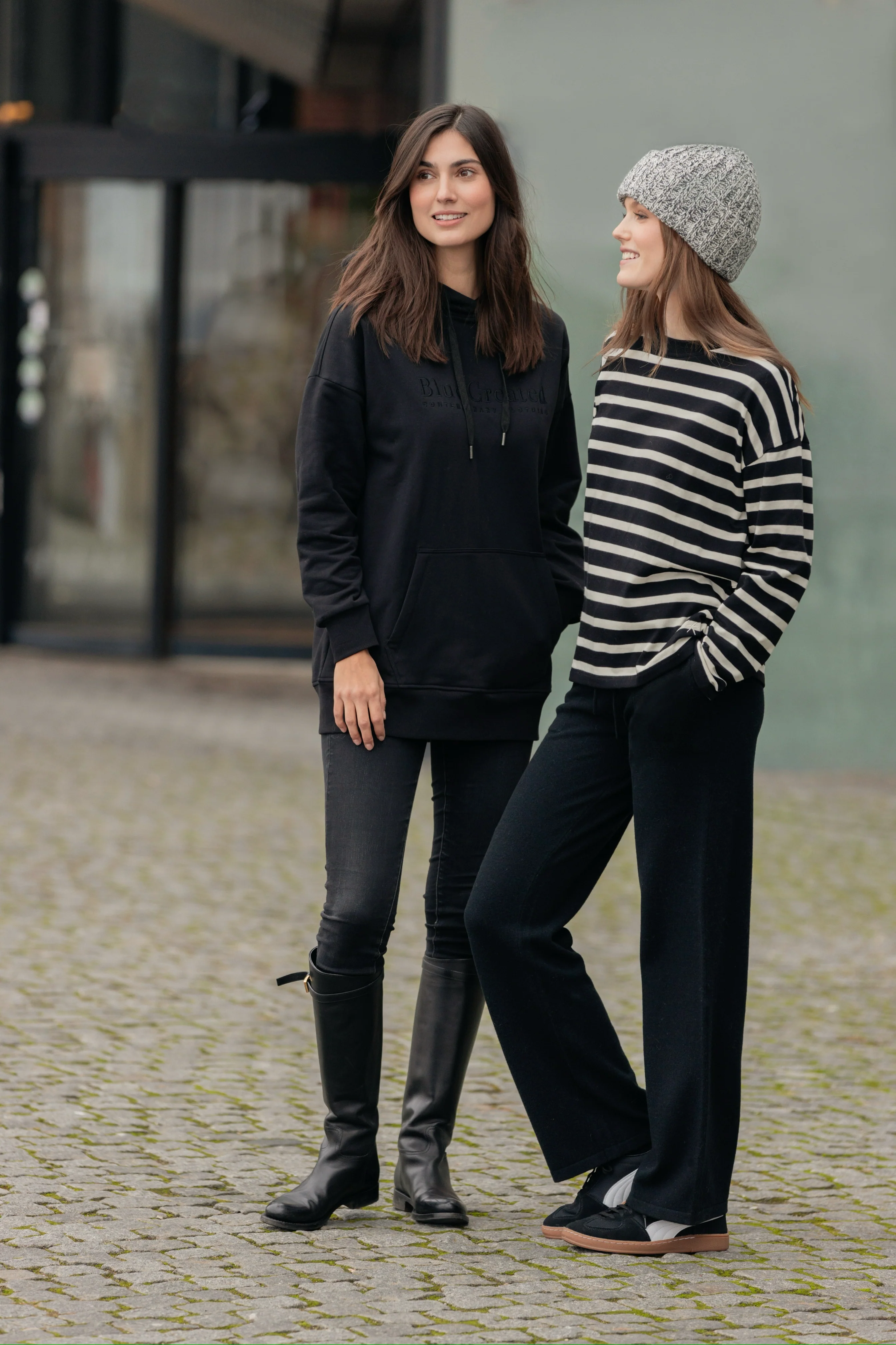 Geske Long Sweat - Black - Image 2