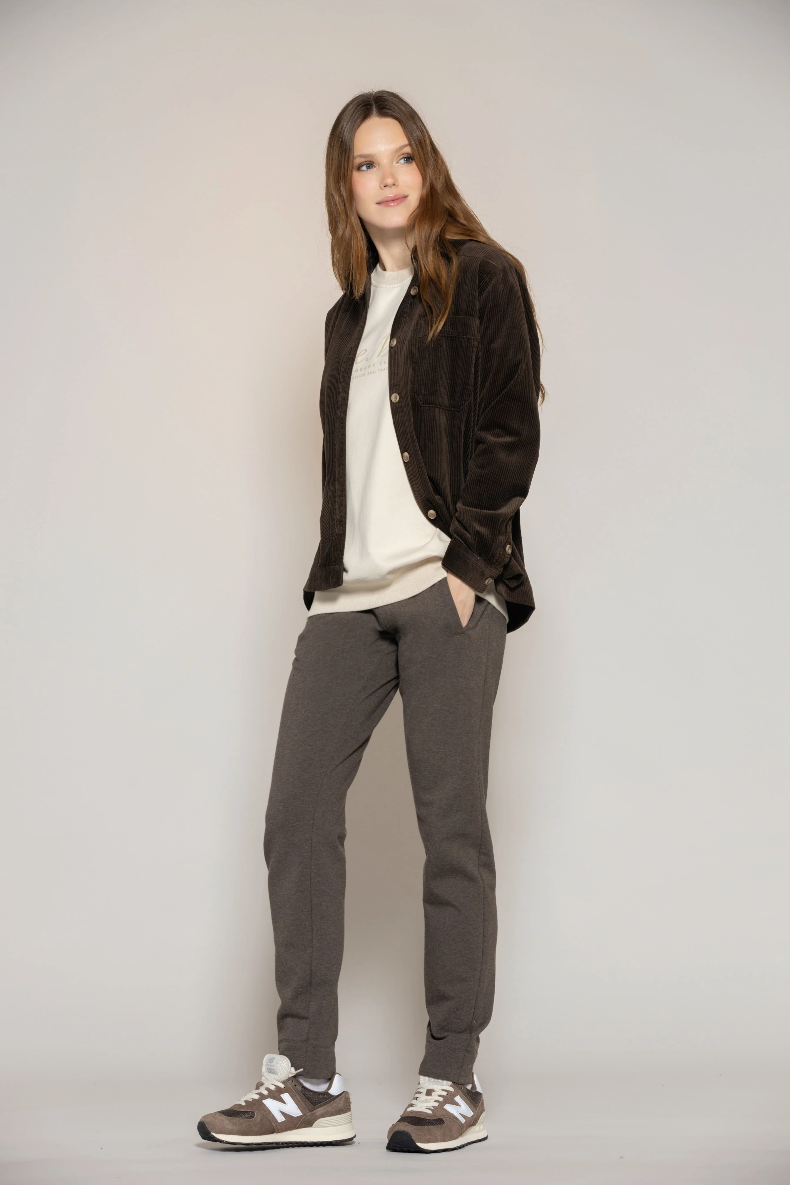 Gro Big Sweat - Almond - Image 5