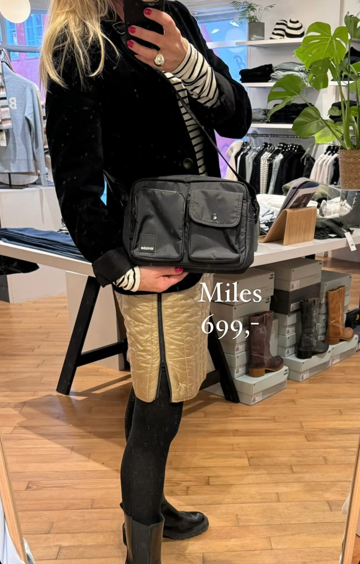 Kintobe Miles Cross Bag - Black - Image 4