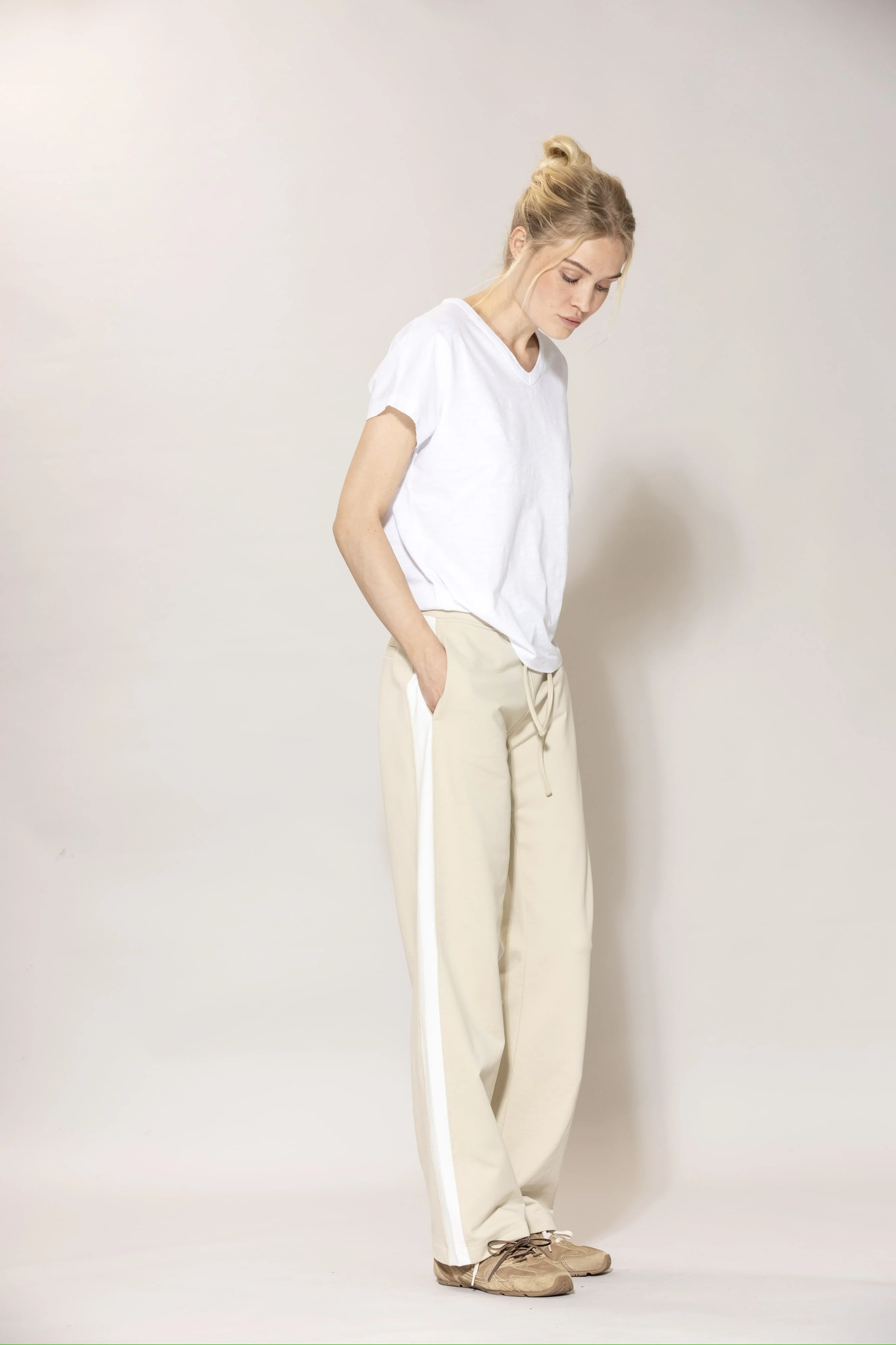 Lydia Flamé Tee - White - Image 2